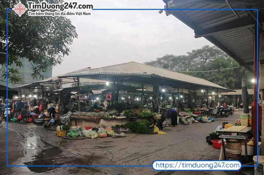 Chợ Quang - Nơi Giao Thoa Sắc Màu Thương Trường và Văn Hóa Tại Trung Tâm Xã Thanh Liệt